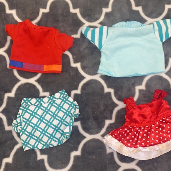 Set of 4 items of Webkinz clothing - Picture 6 of 6